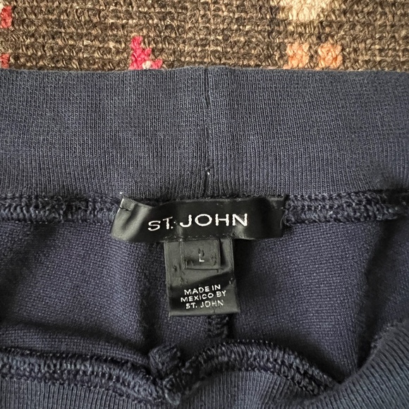 St. John Stretch Knit Wide-Leg Navy Pants Size Large - Picture 5 of 6